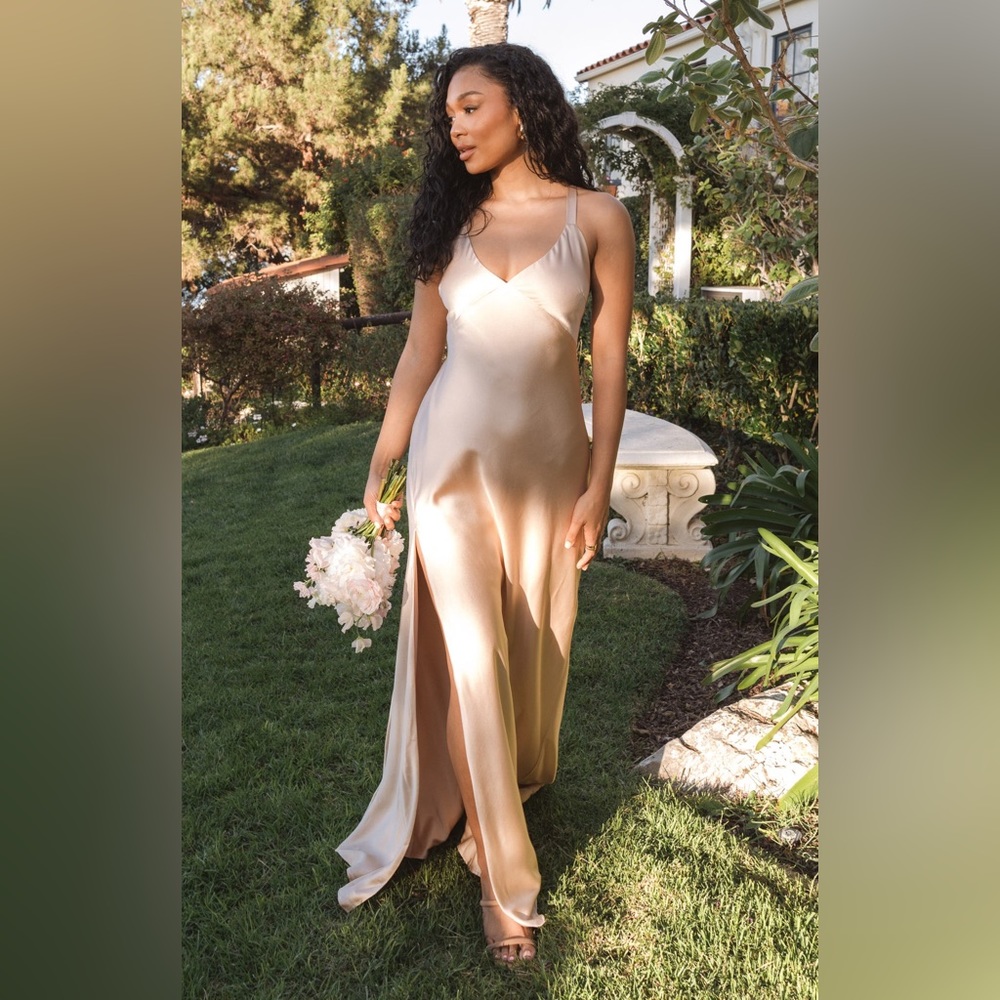 Show Me Your Mumu Anderson Maxi in Champagne Luxe Satin size Medium